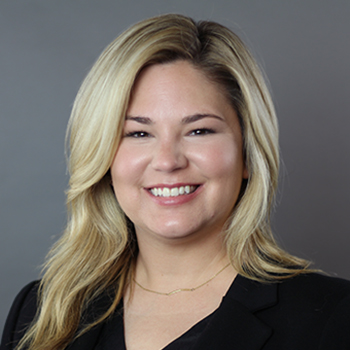 Jenna Huggins Headshot