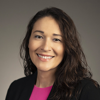 Nina Eiler Headshot